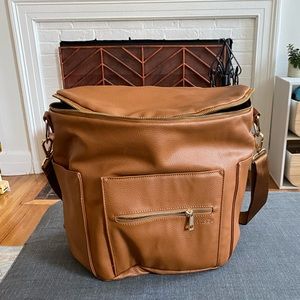 Fawn Design Diaper bag in tan